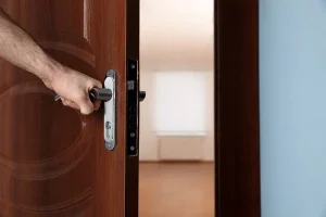 Slam the door
